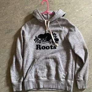 Roots sweater